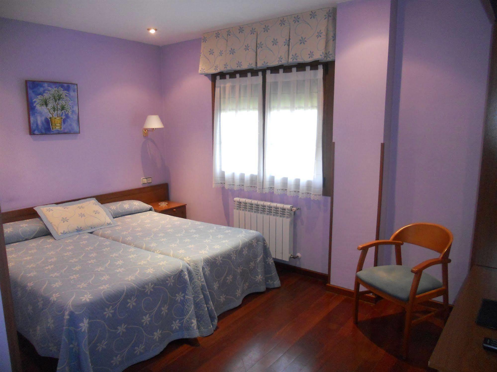 Hotel Villa San Remo Villaviciosa  Exterior photo